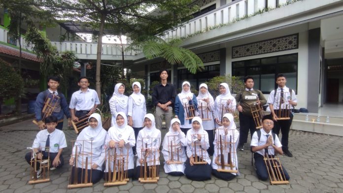 WhatsApp Image 2024-10-06 at 6.25.00 PM